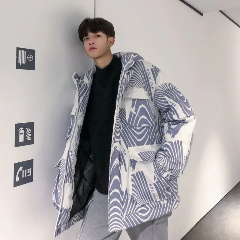 

​ Тенденция в Instagram. Зимняя парка для мужчин. Корейское свободное хлопковое пальто с традиционным китайским сине-белым принтом.