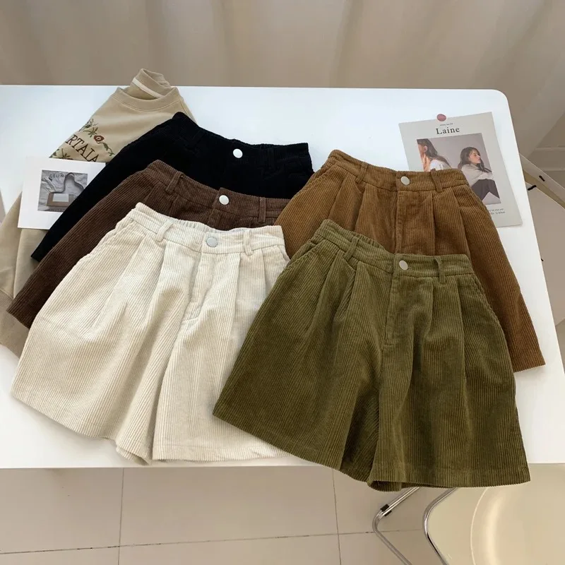 

2024 New Corduroy Women's Cargo Shorts Autumn Winter High Waist Wide Leg Shorts Casual Vintage Female Trousers Fashion