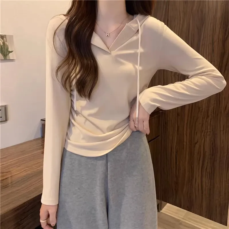 

Модная футболка с длинными рукавами и плиссировкой на плечах, универсальный топ с эффектом многослойности, худи для женщин больших размеров.