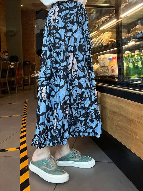 

Retro Hong Kong Floral A-Line Skirt Women's Design Summer 2025 Slimming Gored Long Skirt Commute Sle High Waist Midi