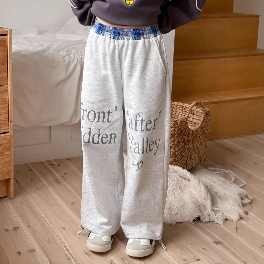 Kid Pant 2025 Spring Girls Letter-printed Sweatpants Children Loose Casual Pants Girl Treasure Plaid Patchwork Pants