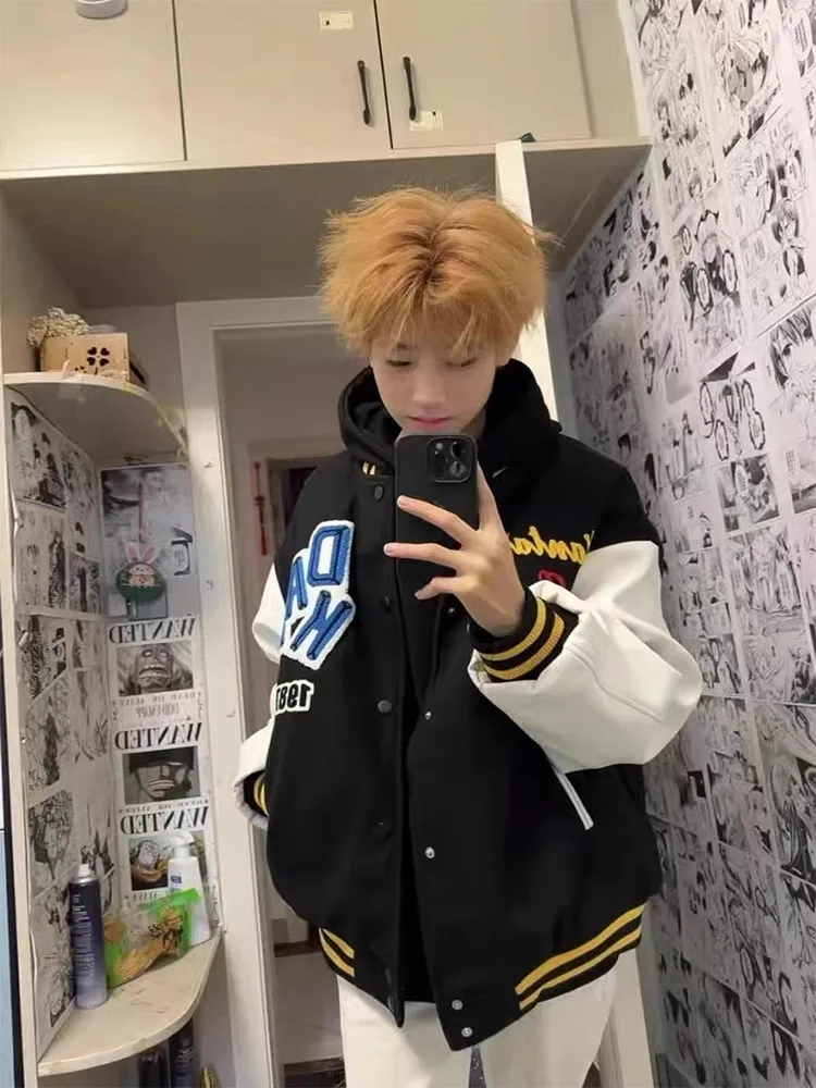 

Retro American Knitted Baseball Jaet ort Spring Street Sle Outerwear with Stand Collar And Embroidered Letters for Couples