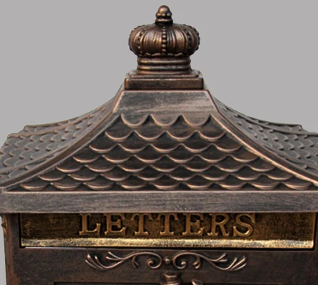 Antique Traditional Outdoor Black Aluminum Post Mounted Standing Weatherproof Letter Mailbox
