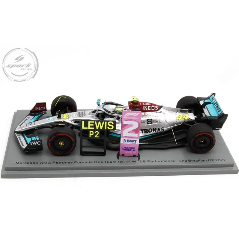 سبارك F1 1/43 W13 البطل البرازيلي والعداء 2022 نماذج سيارات هاميلتون وراسل محاكاة الراتنج المبتدئة. #4