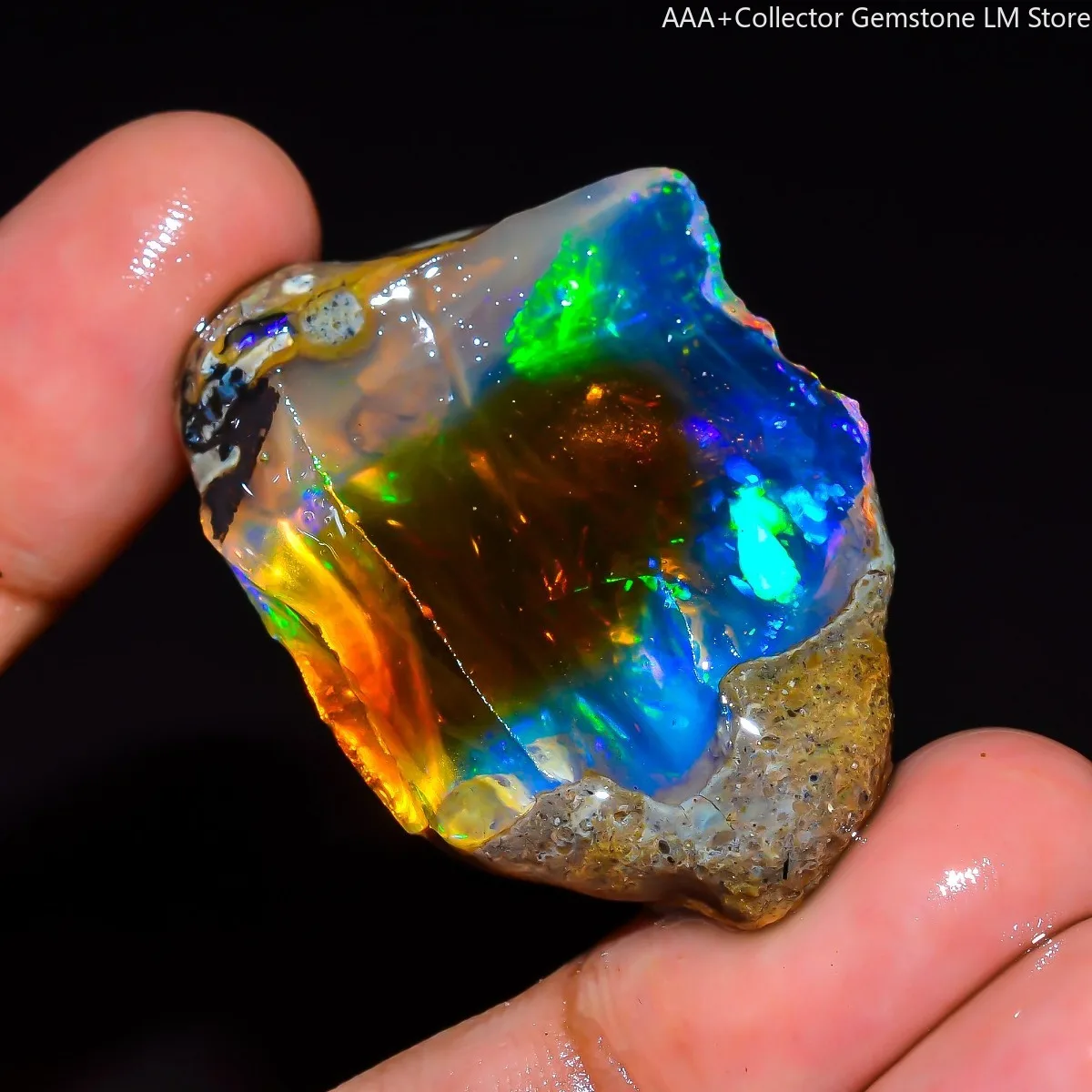 AAA+ Natural Ethiopian Opal 25-80CT Rough Play Of Color Rainbow Flash Randomly Selected One