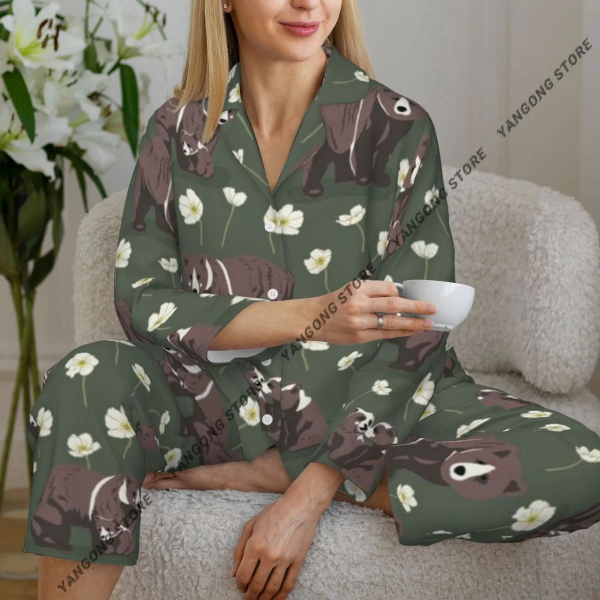 Spring and Autumn Long Sleeve Pants Pajamas Loungewear Set Cute Bear Family Pattern Women's Pull Edge Loose Sleeping Suit