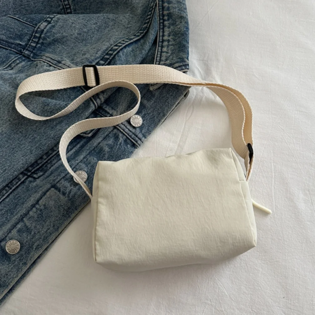 Leichte Damen-Umhängetasche für Pendler, einfache, einfarbige Sport-Hüfttasche, lässige Brusttasche für den täglichen Gebrauch und die Arbeit – Detail 11