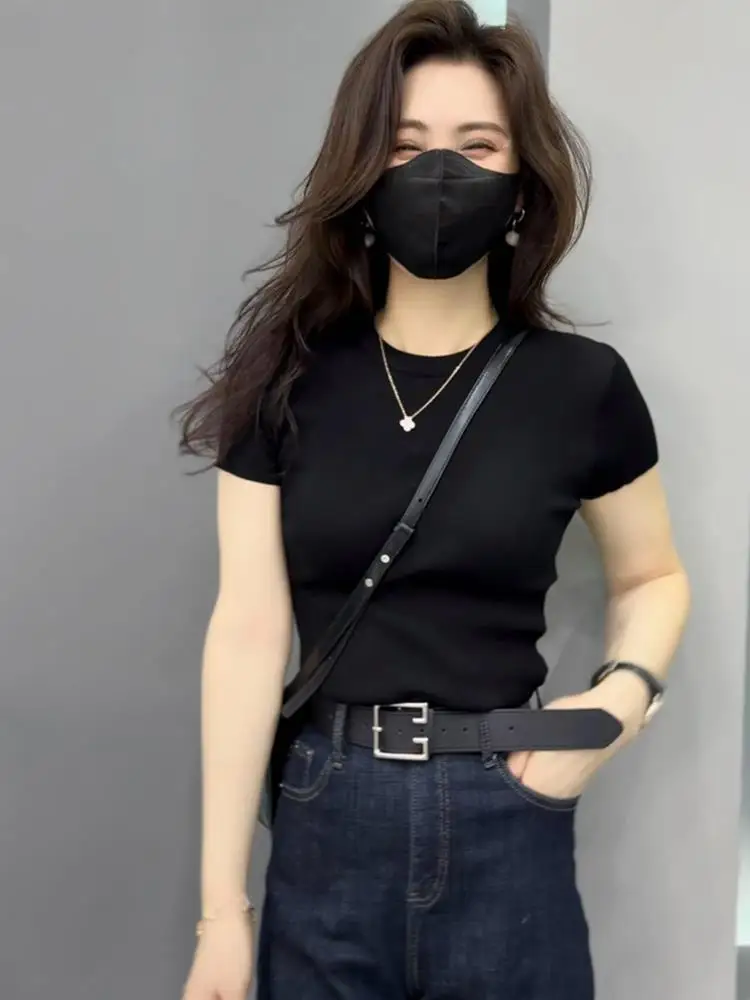 

Elegant Black Slim Fit Short Sleeve T-Shirt Women's Style Casual Fashion Summer Top High-End Feeling Unique Design