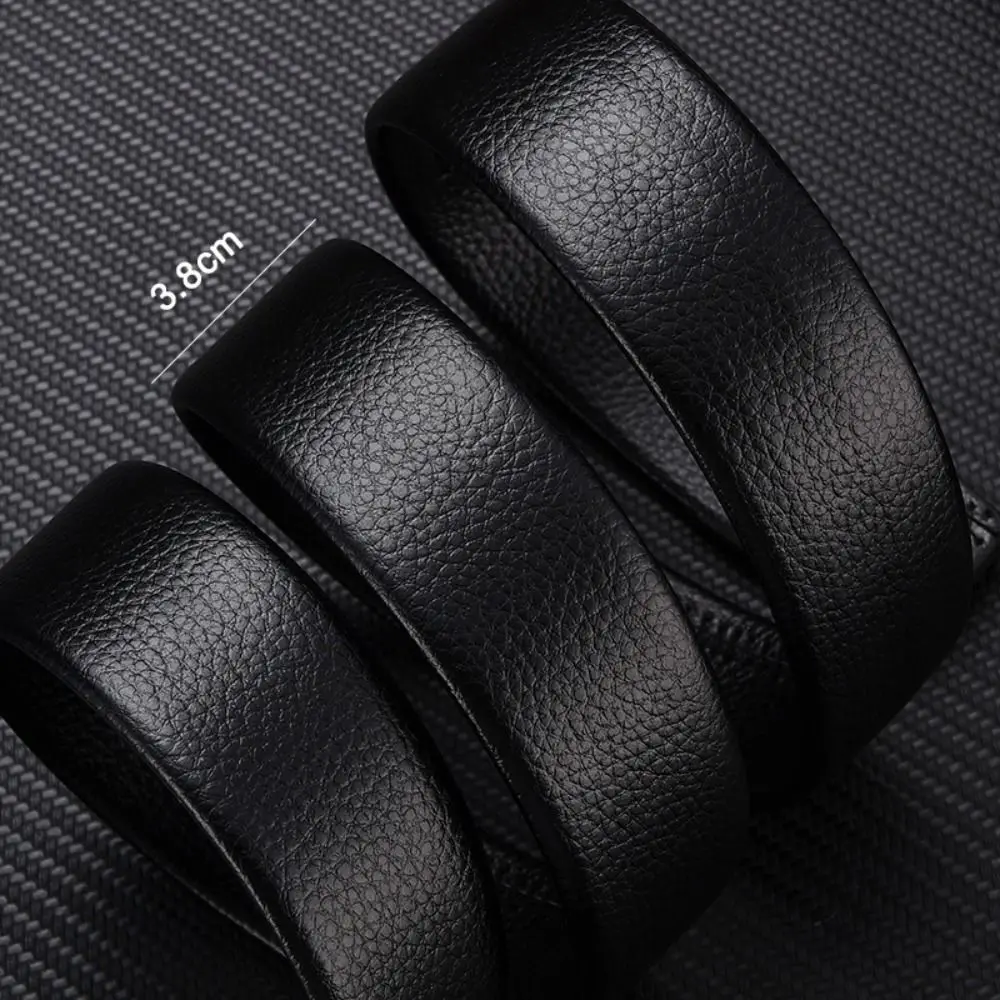 เข็มขัดหนังดีไซน์เหมาะสำหรับธุรกิจหรูหราวินเทจสายรัดเอวผู้ชายสายรัดข้อมือโลหะ