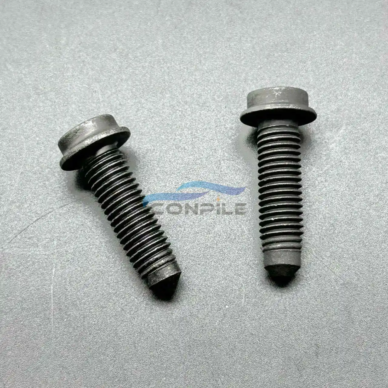 M10x35  2pcs for Audi VW Sagitar Magotan Skoda Octavia Touran Golf 6 CC seat fixed sliding track screw