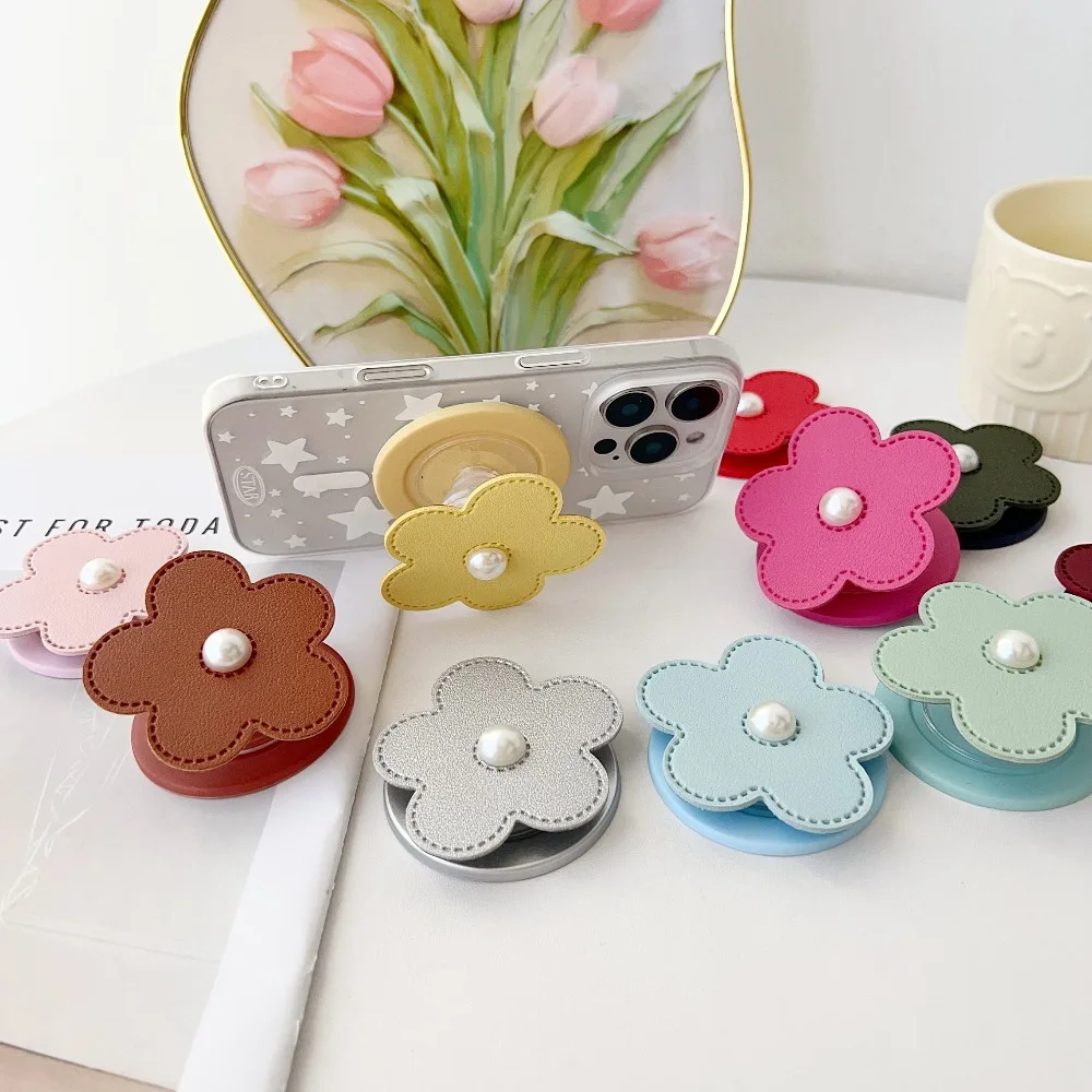 Etui na telefon z imitacji skóry z kwiatem, składany uchwyt dla leniwych, pasuje do magnetycznego uchwytu na telefon iPhone 17