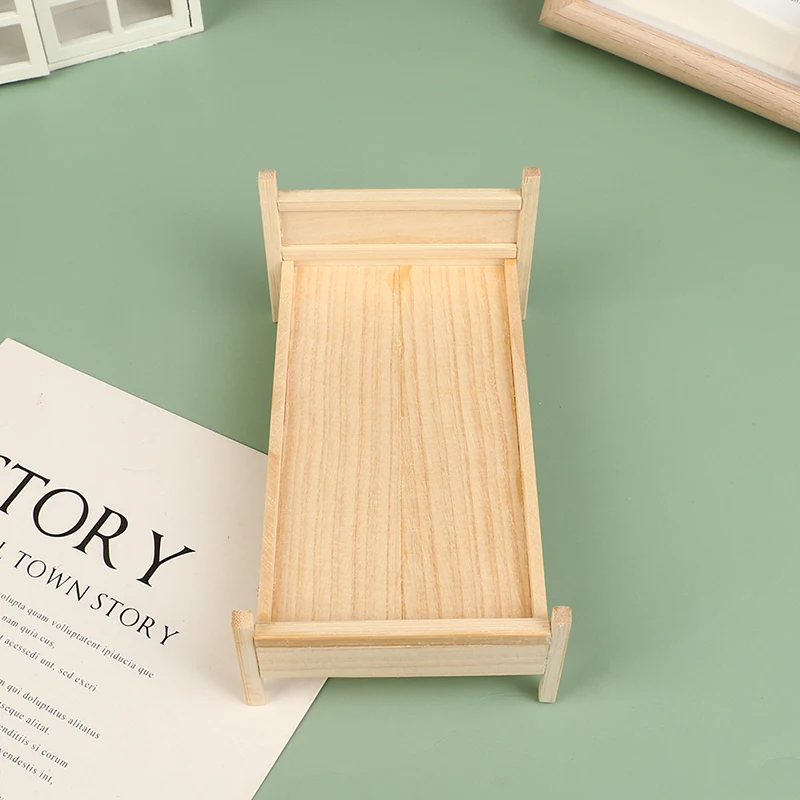 

1Pcs DollHouse Miniature Simulation Wooden Bed Model DIY Bedroom Scene Decor Accessories Dolls House Furniture Toys