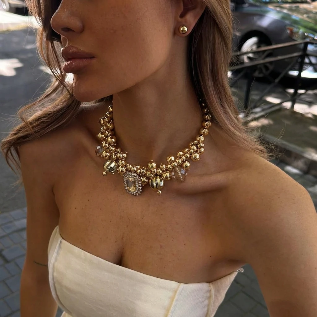 Luxuriöse Funkelnde Zirkon-Choker-Halsketten für Damen Schicke Massive Imitationsperlen Acryl-Perlenketten Party-Schmuckset – Detail 2