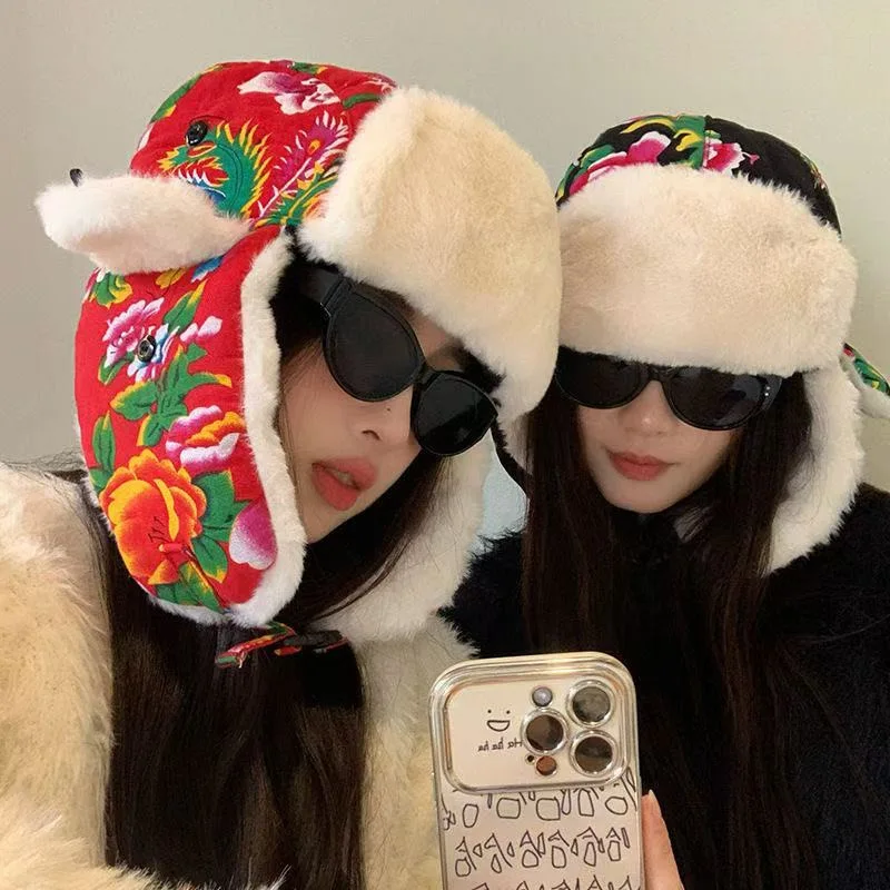1 women's winter retro Lei Feng hat, warm ear protector, large flower cloth hat
