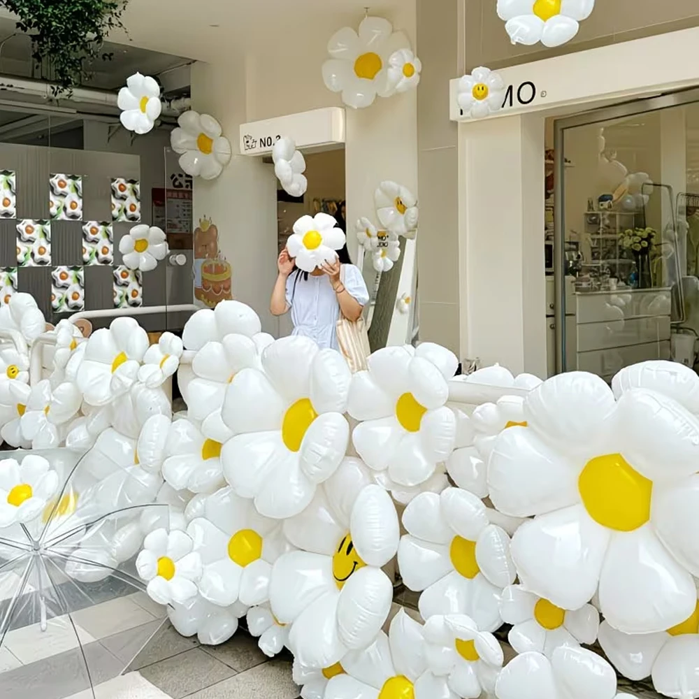 10 ballons en aluminium en forme de marguerite blanche - Pas besoin de gonflage, décorations de fête auto-scellantes, adaptés aux anniversaires, mariages, événements en plein air, Halloween, Noël, Thanksgiving, anniversaires de couple, accessoires de fête, créant une ambiance festive, ballons réutilisables en forme de marguerite blanche pour décorations de fête, anniversaires, cérémonies de mariage, embellissement des jardins