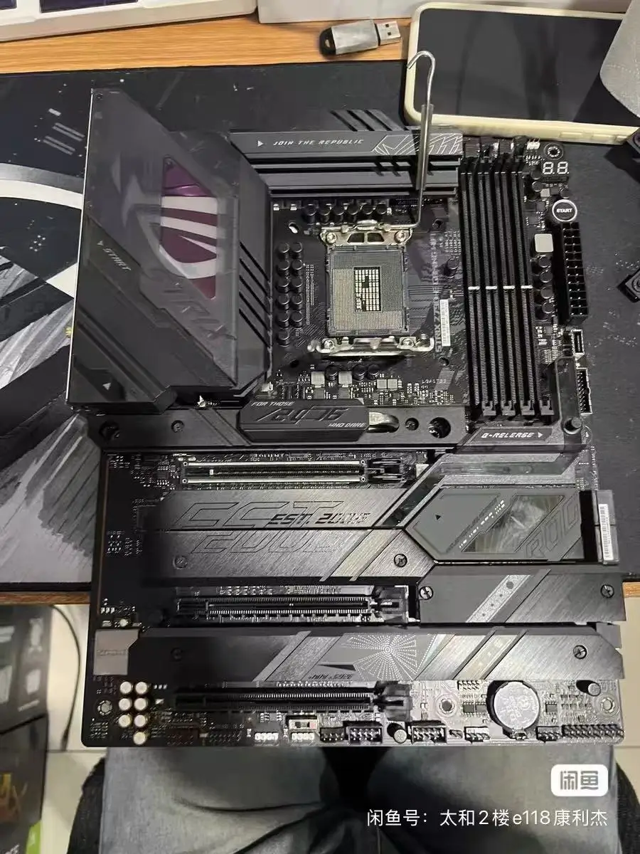 Asus ROG Strix Z790-e Gaming WiFi motherboard Supports 12/13 / 14th generation Core LGA1700 and DDR5