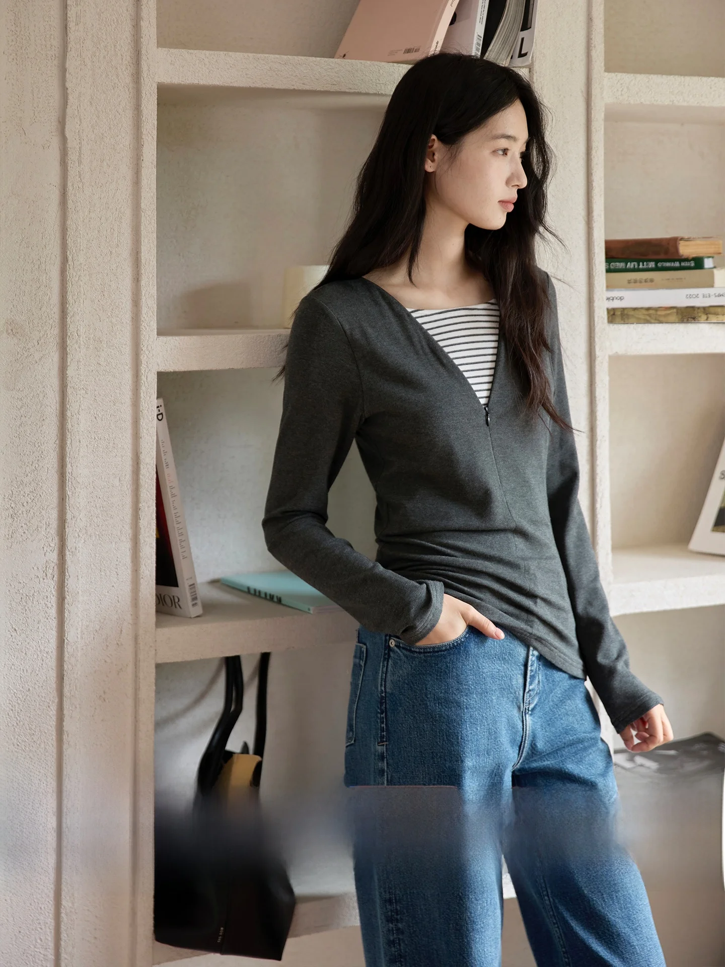 

Soft Comfortable Zipper Long Sve Overhead Fake Two-Piece Top Skin-Friendly GINNKEE Cleanfit Ladies T-irt Polyester Blend