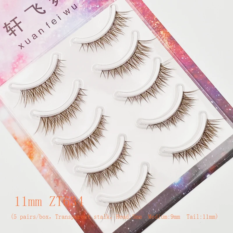 Xuanfeiwu bruine karamelkleurige wimpers met transparante steel, eendelige diagonale vliegende vos-stijl Cat Eye realistische natuurlijke valse wimpers, kort aan de voorkant en lang aan de achterkant, zelf-enten lijmwimpers