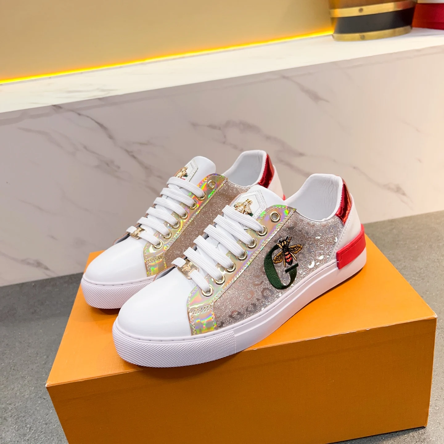Men's Lac-up Sport Shoes outdoors Handmade Leather Casual Shoes Design Sneakers Man Comfortable Sports shoes
