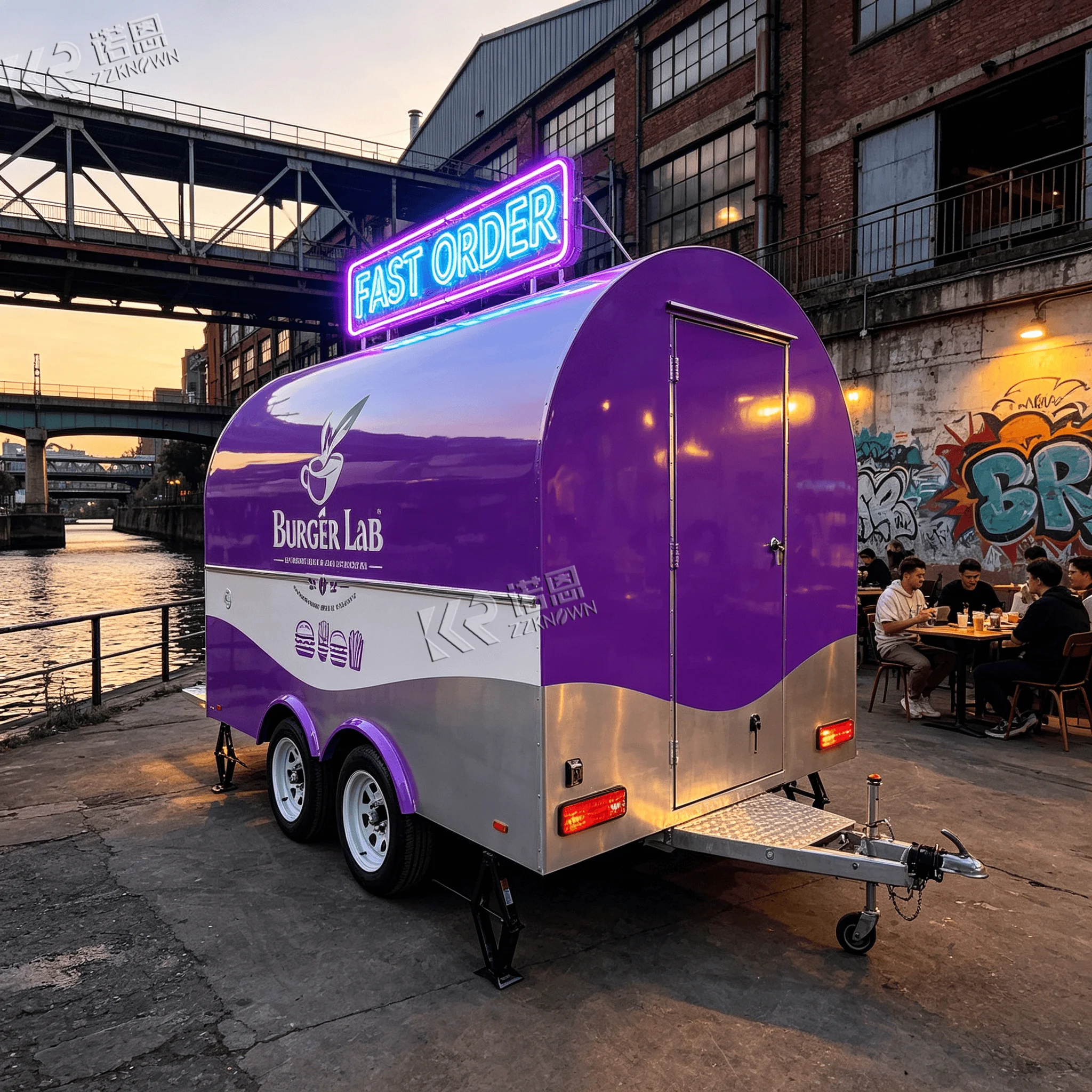 2.7m Mini Curved Food Truck Food Trailer Compact Chassis for Holiday Parade Temporary Mobile Food Stall