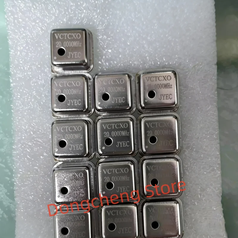 1PCS Square VC-TCXO voltage controlled temperature compensation high precision crystal oscillator 0.1PPM 8M 10M 20M 24M 100MHZ