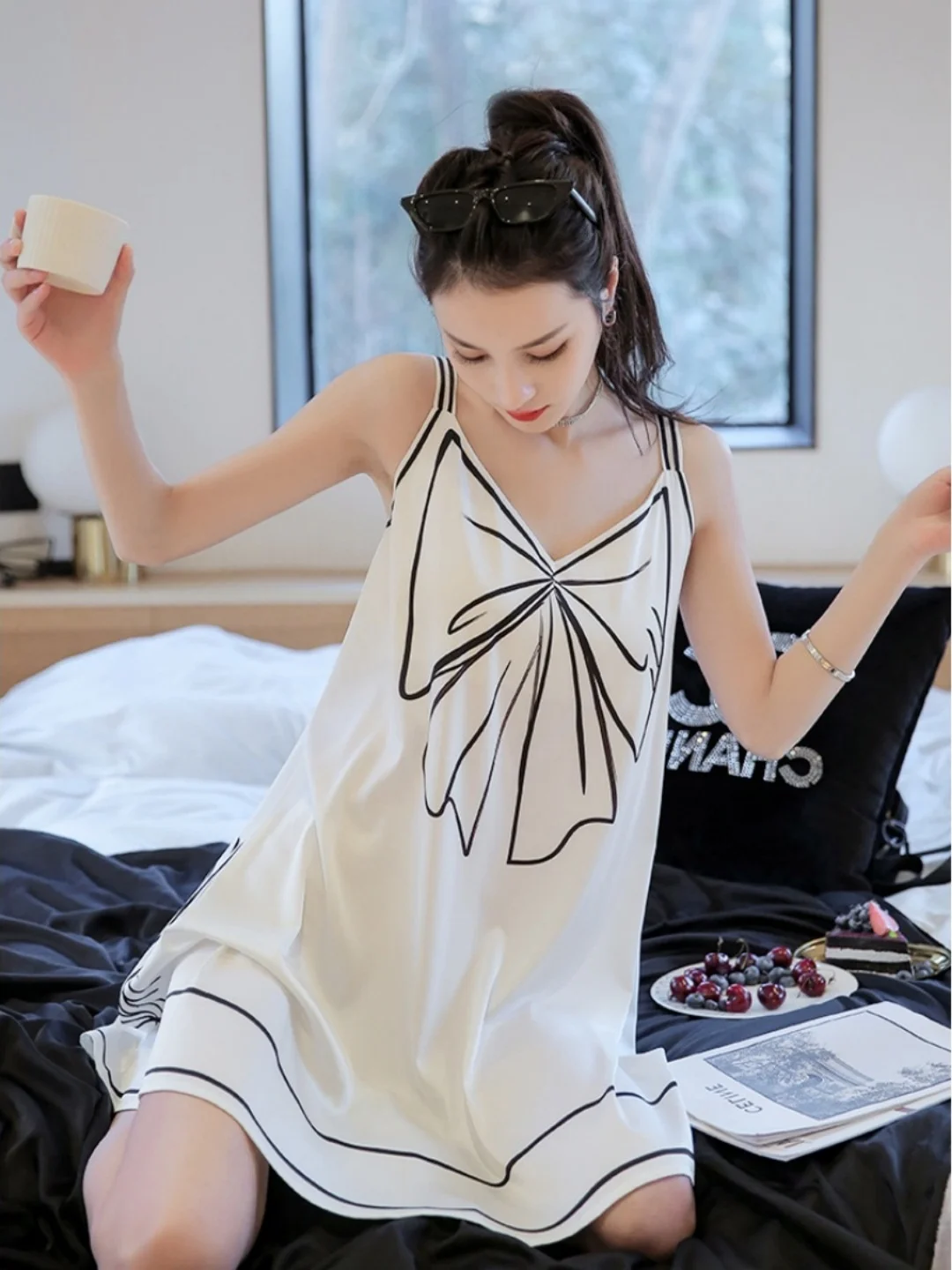 

Summer Thin V-Neck Knot Print Chemise Nightgown Casual Loose Sleeveless Sleepwear for Teen Girls plus Size 300 Pounds