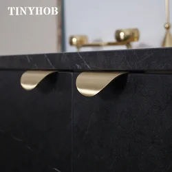 Modern Minimalist Brass Flush Cabinet Pulls Invisible Gold Drawer Knobs for Kitchen Wardrobe Bathroom Furniture Decoration
