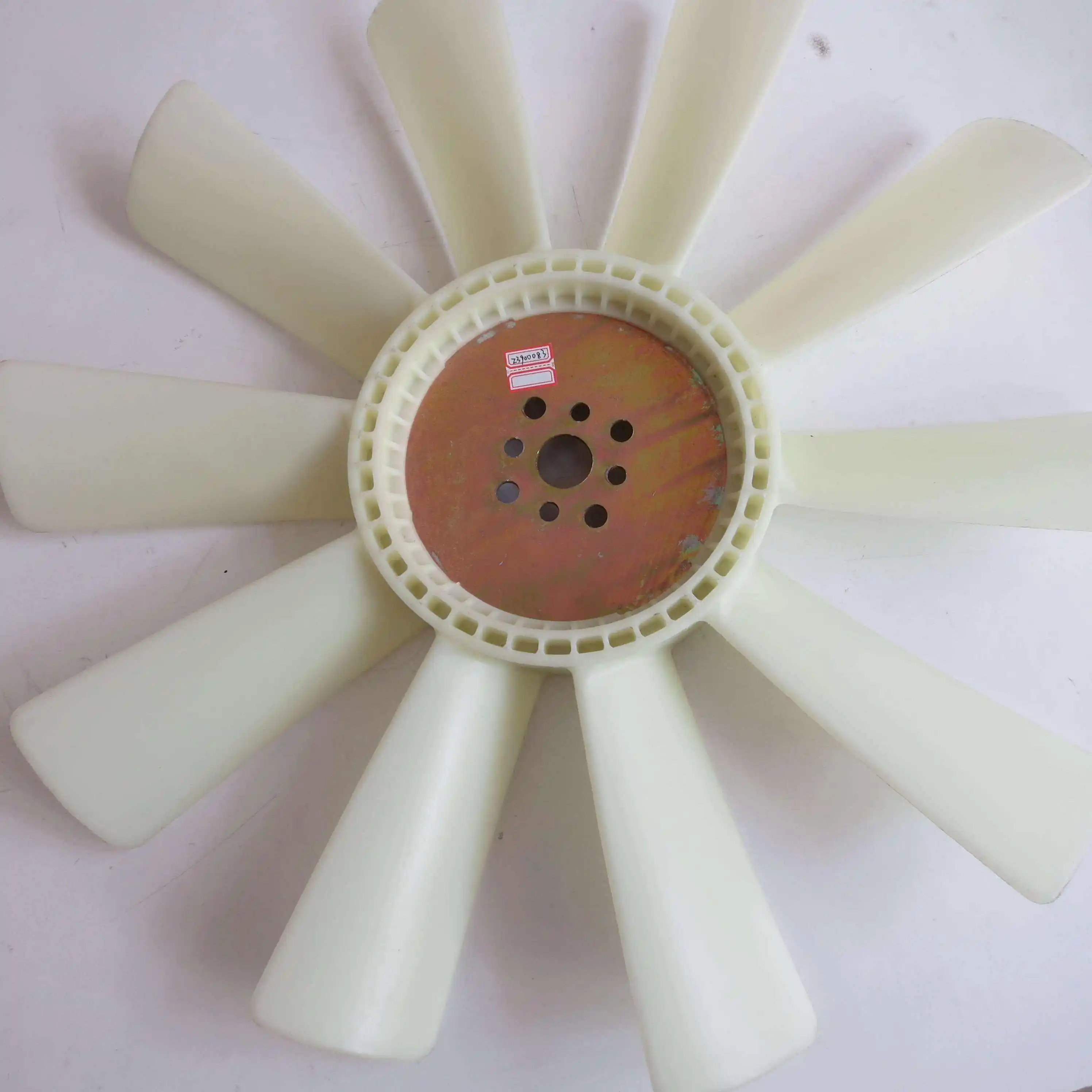 

6BT5.9 Engine Fan Blade 3912751 Material Rubber Diameter 550mm Centre Hole 25mm
