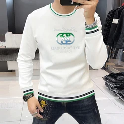 Men's Sweater Long sleeved Round Neck Green Hoodies Comfortable Trendy Bottom Shirt Winter New Fashionable City Pullover Clothes