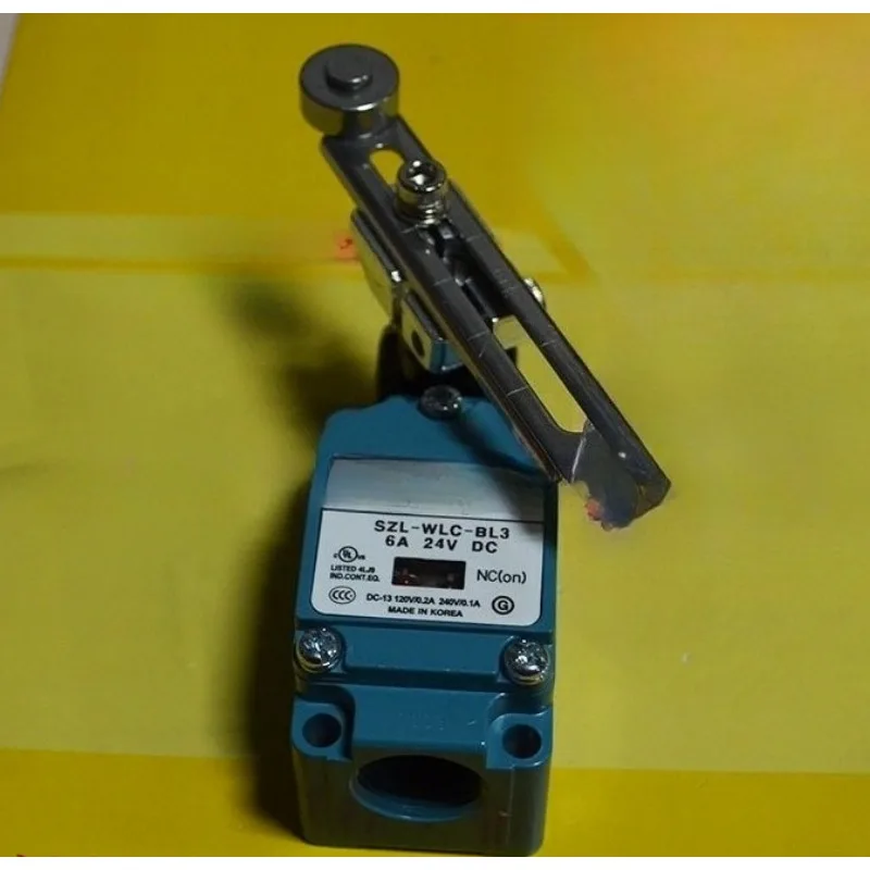 

Parts for the new Honeywell Honeywell [Travel Switch SZL-WLC-BL3]
