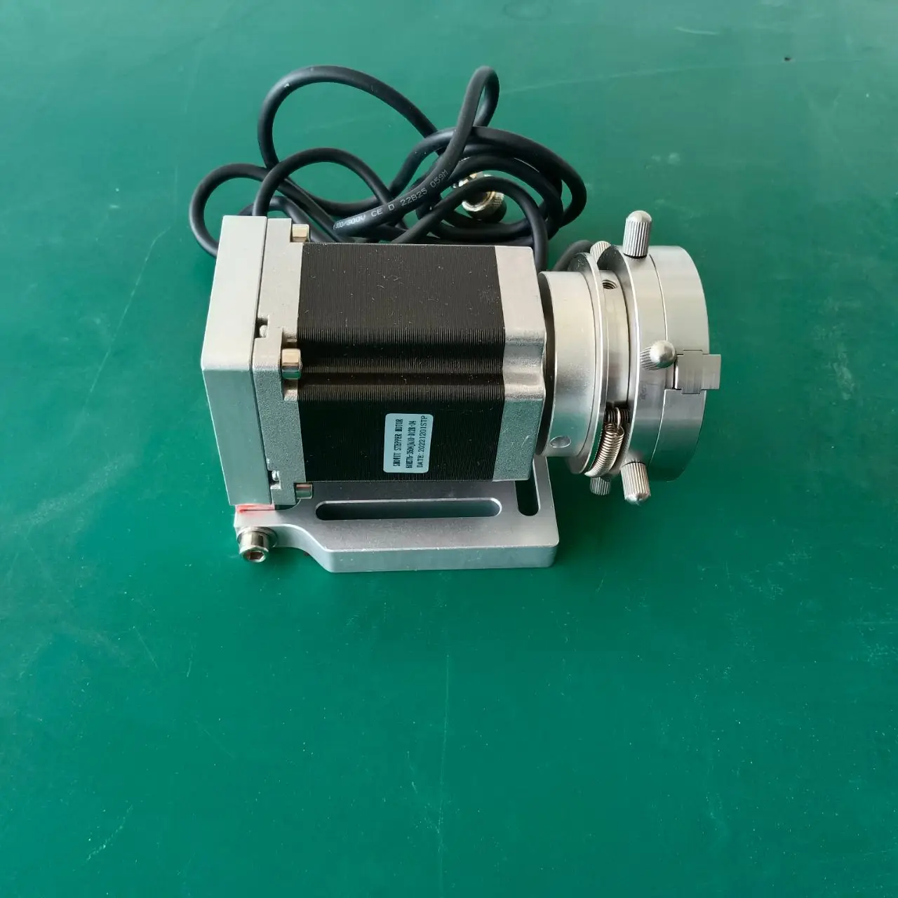 Ring Rotary for Ring Jewellery Metal Rotation Mini Self-locking Rotary Clamp Shaft Ring Mark Chuck for Laser Marking Machine