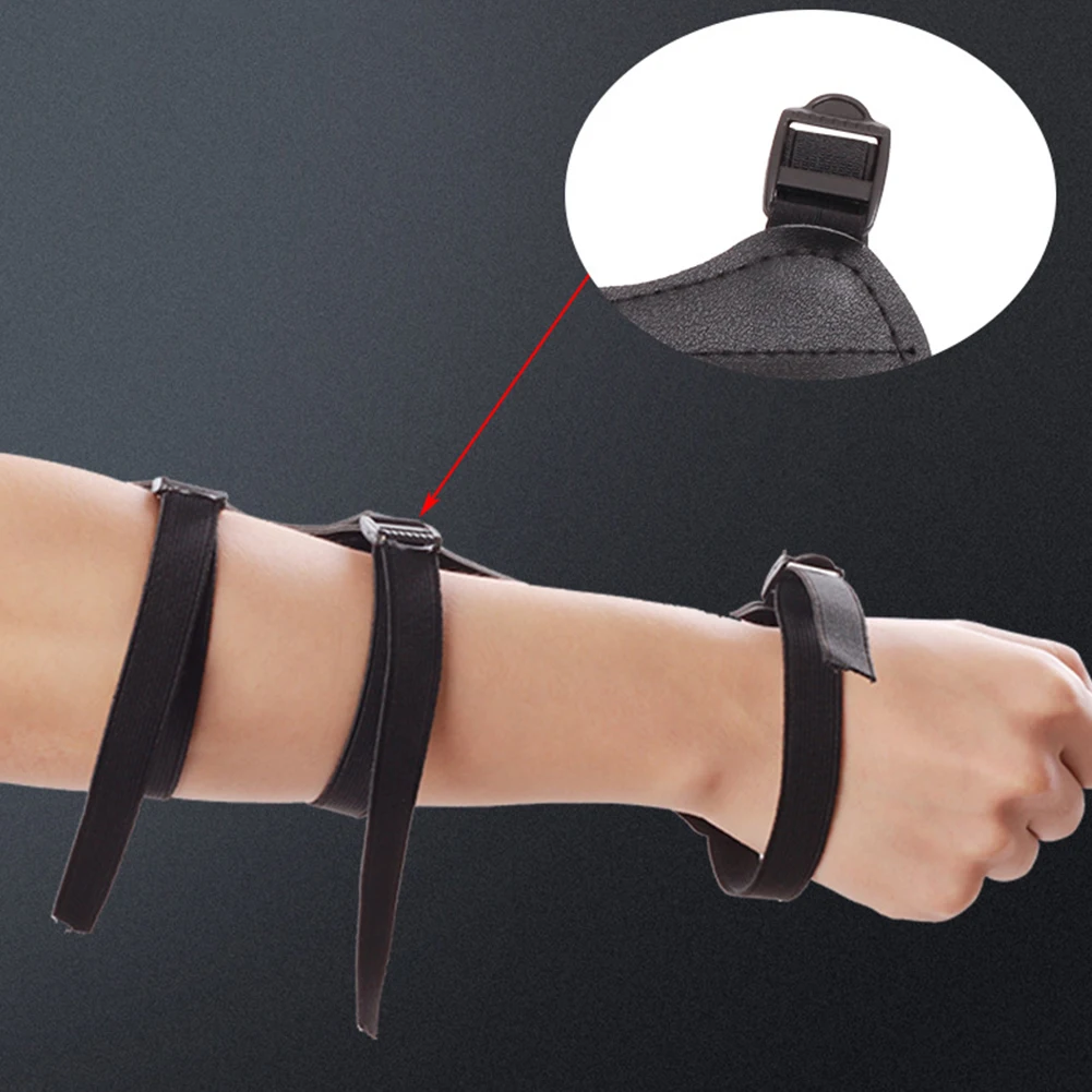 Leather Archery Arm Guard Adjustable Extended Archery Armguard Protector Forearm Armband Protector for Bow Hunting Accessories