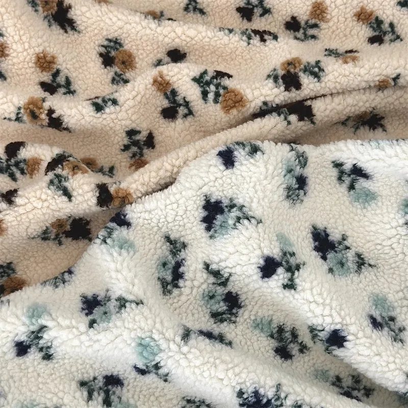 Vintage Countryside Style Floral Lamb Wool Fabric for Diy Sew Autumn Winter Woolen Outerwear Clothing Sofa Blanket Cloth