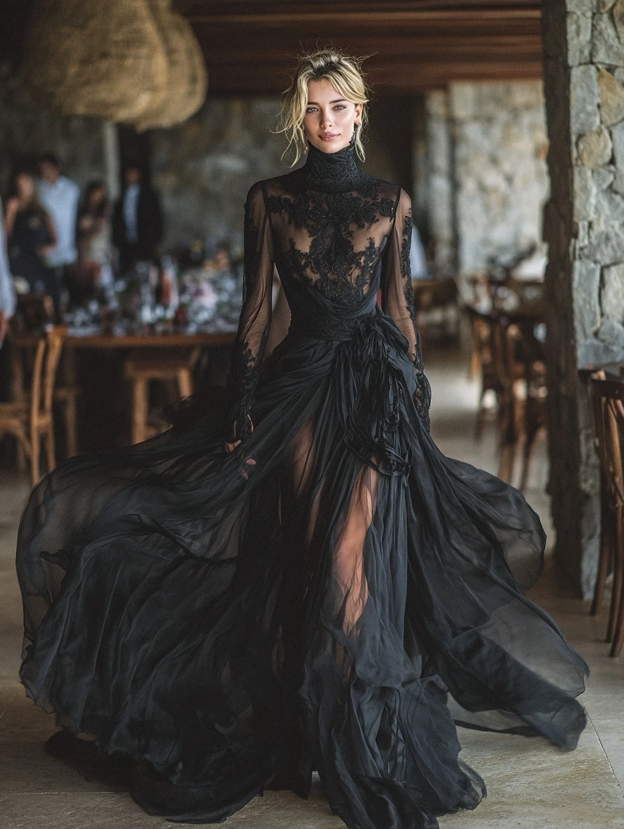 فستان سهرة من الدانتيل الأسود برقبة عالية وأكمام طويلة وصدرية شفافة بطول الأرض مع تنورة غير متماثلة وفتحة عالية #4