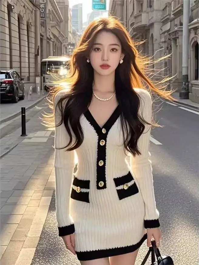 Elegant V-neck Knitted Dress Women's Slim Fit Base Layer Skirt Color Block Waist-cinching Slimming Wrap-around Skirt
