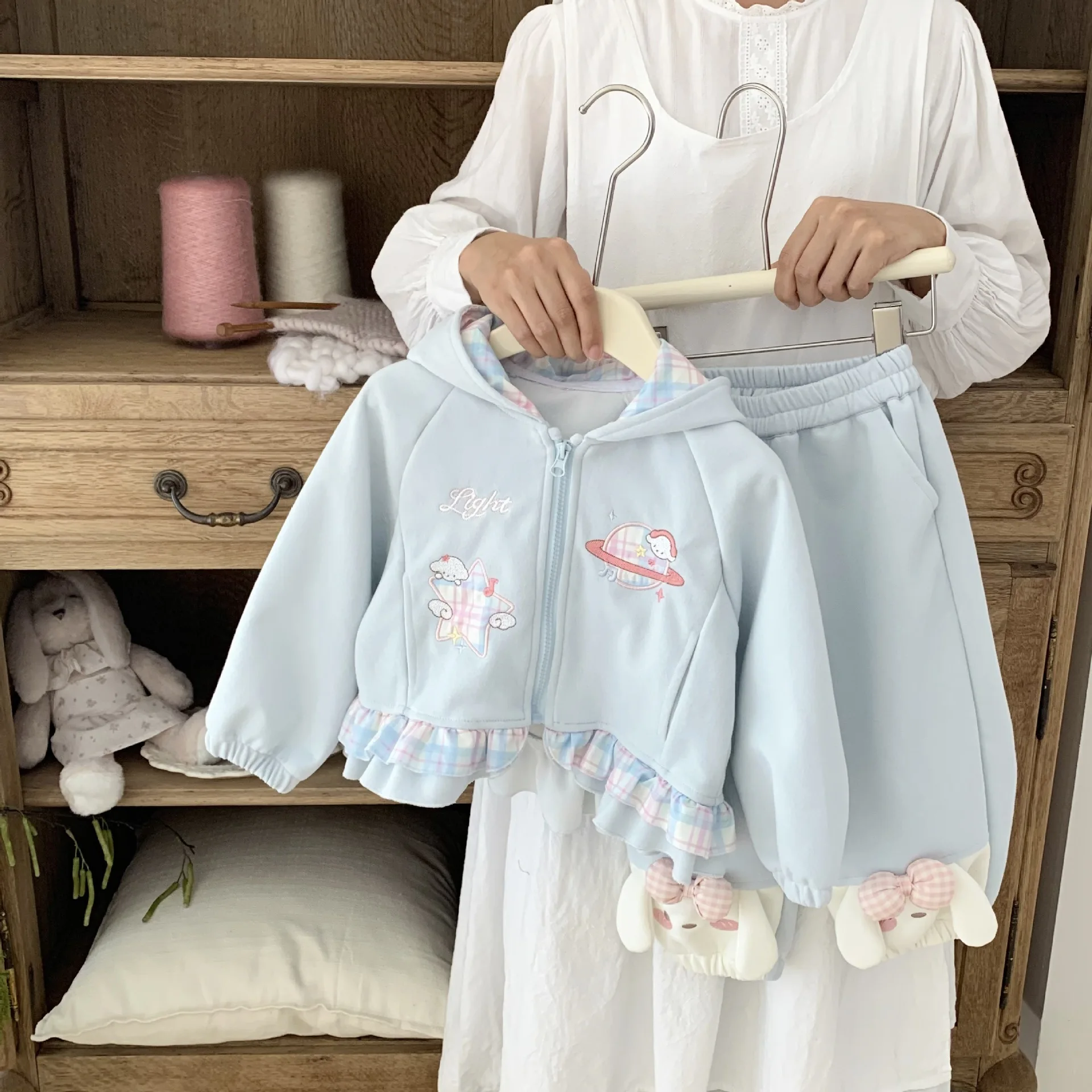 Girls' suit autumn new children's sweet puppy sweater hooded jacket female treasure cute autumn dress