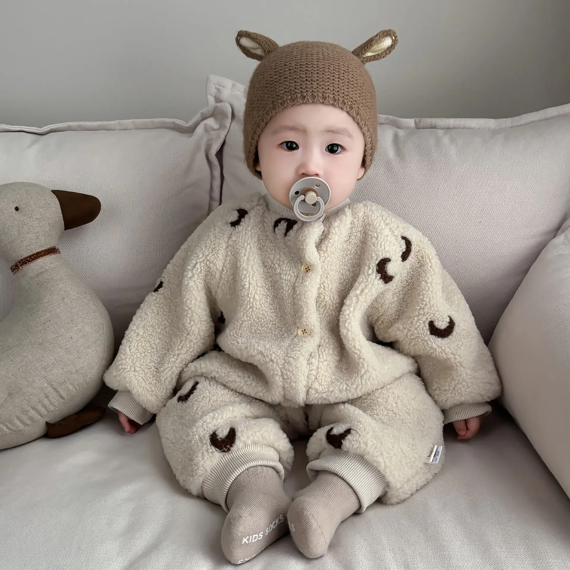 Korean Baby Jumpsuit Winter Embroidery Plush Warm Rompers for Boys and Girls Baby Thick Rompers Newborns Outerwear