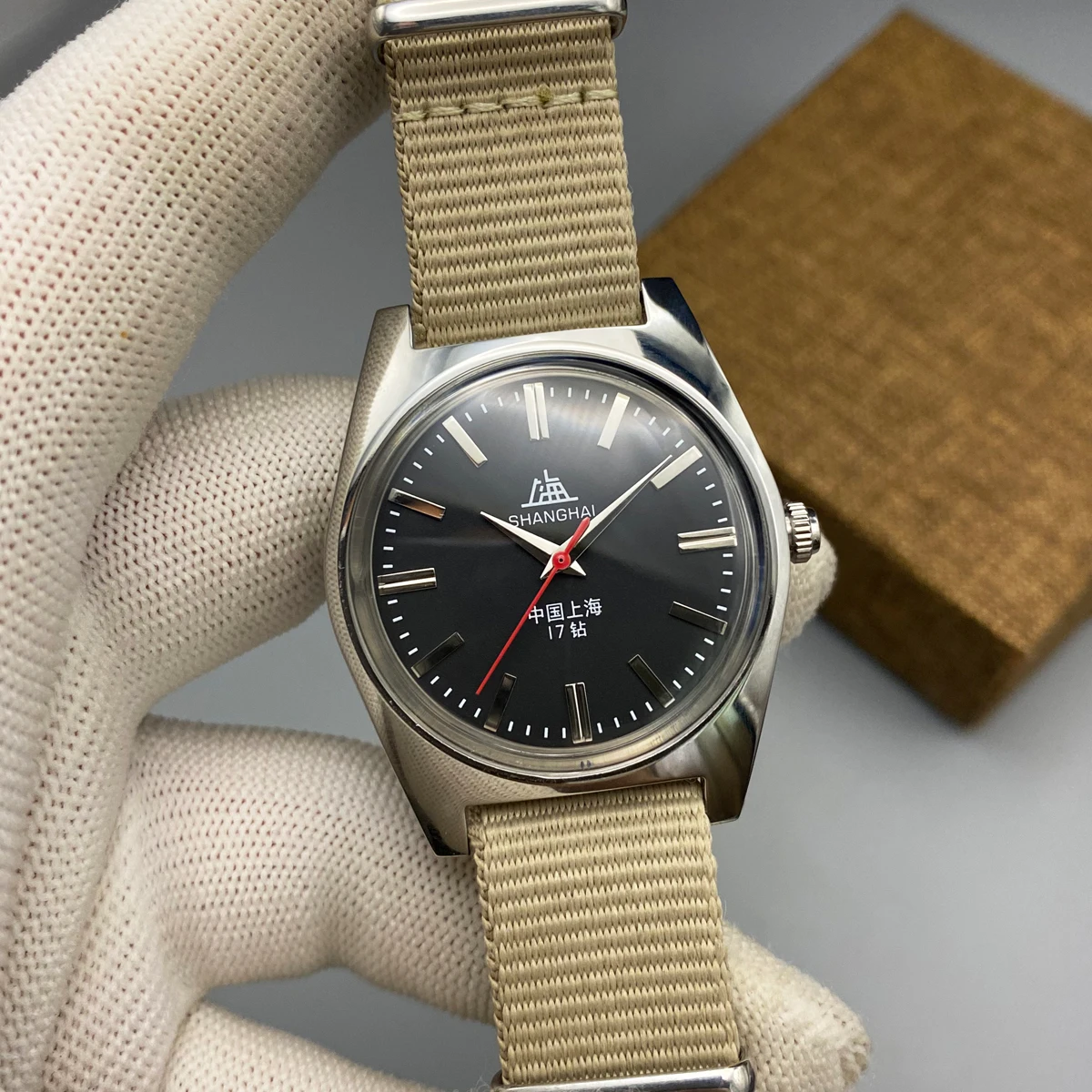 

Механические мужские часы Shanghai 36mm 7120 — для коллекционеров и любителей часов