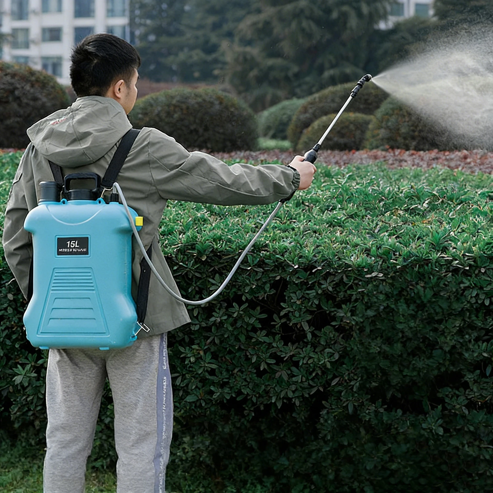 4 Gallon/15L Electric Backpack Garden Sprayer with Shoulder Strap Rechargeable Battery Powered Sprayer for Lawn Garden Yard