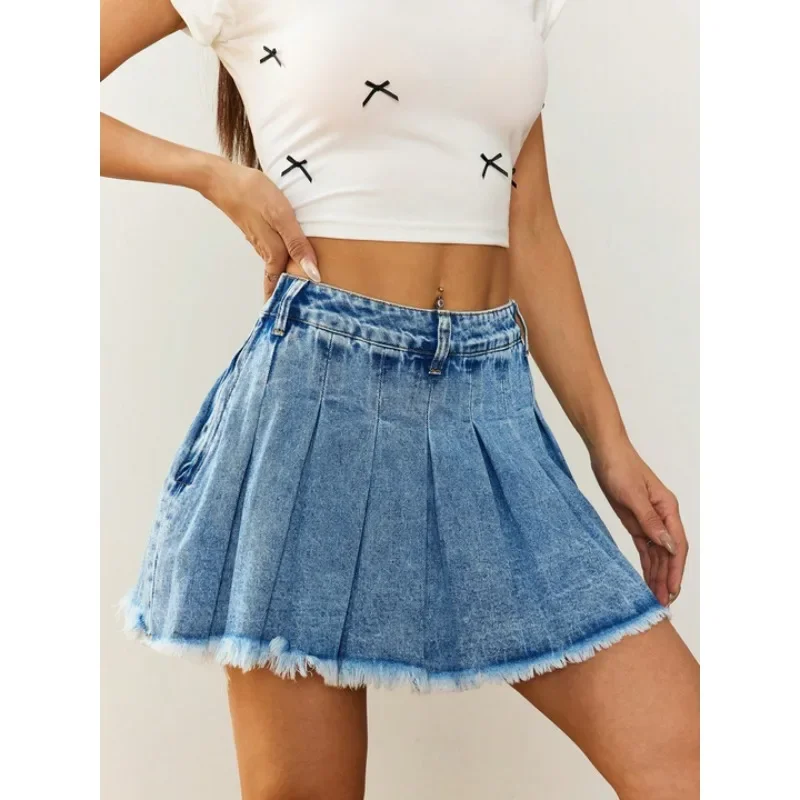 

‌2025 SS Euro-Chic Crinkle Denim Mini Skirt - Raw Hem & Day-to-Night Styling‌