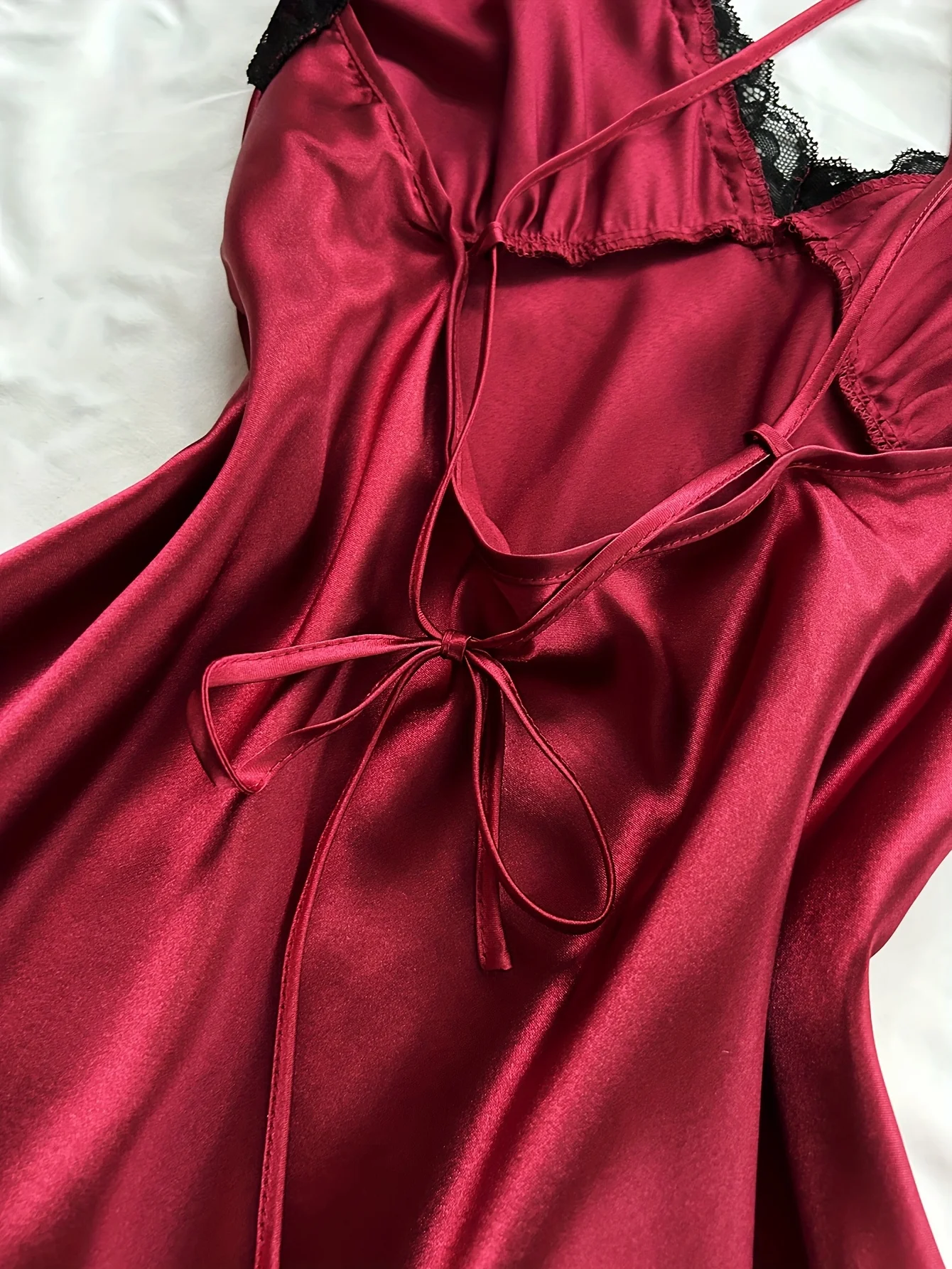 Damen-Unterhemd aus Satin mit V-Ausschnitt und Spitzenbesatz, 1-teilig, sexy Mini-Nachthemd – Detail 21