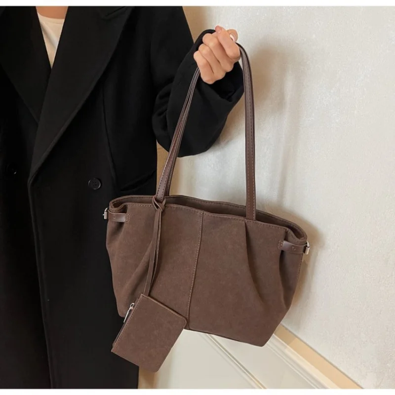 

Гладкая-элегантная новинка 2025 года, женская роскошная брендовая кожаная большая сумка известного дизайнера, повседневная, элегантная, популярная ​