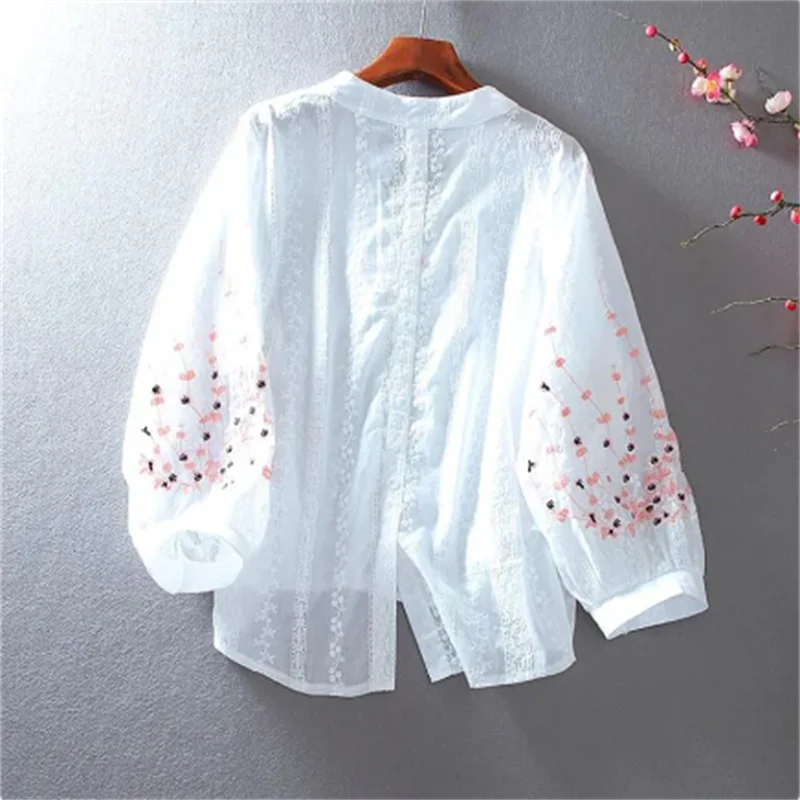 Summer Pullover Women Blouses Loose Thin Tops Lace Embroidery Shirt Pure Cotton Blous For Woman Literary Lantern Sleeve Shirt