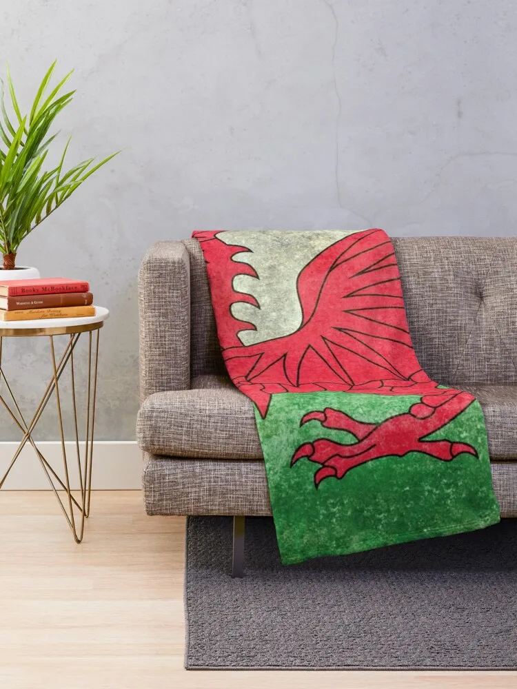 Welsh Flag of Wales in grungy distressed style Throw Blanket Thermal Decorative Sofa Luxury Summer Blankets