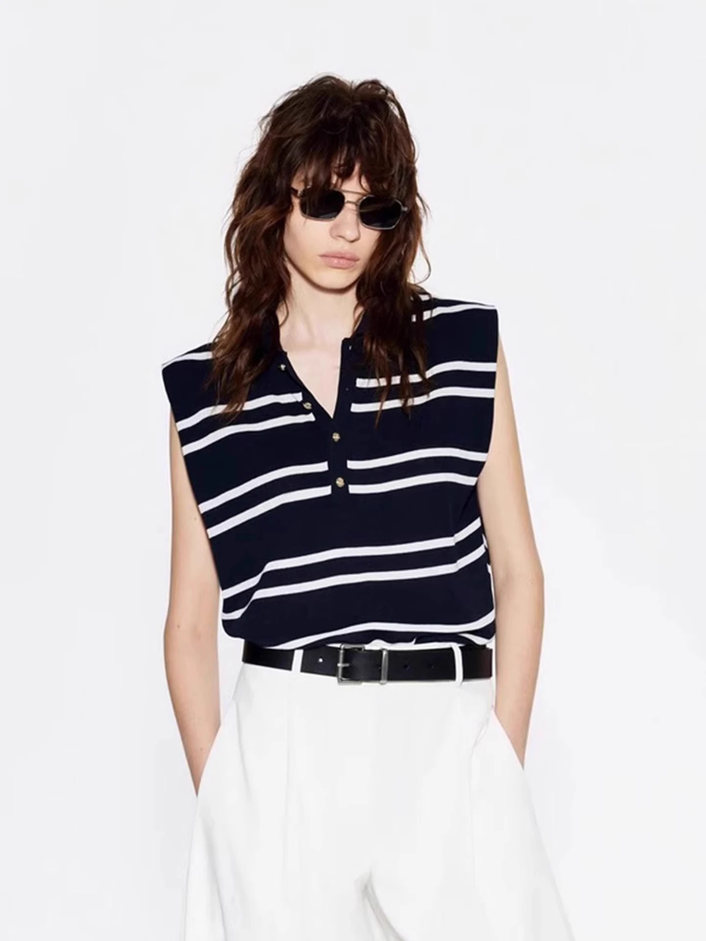 

Ele Striped Design Svel Pullover Vest Korean Sle Commute Straight Cut Silk Top for Young Women in Summer