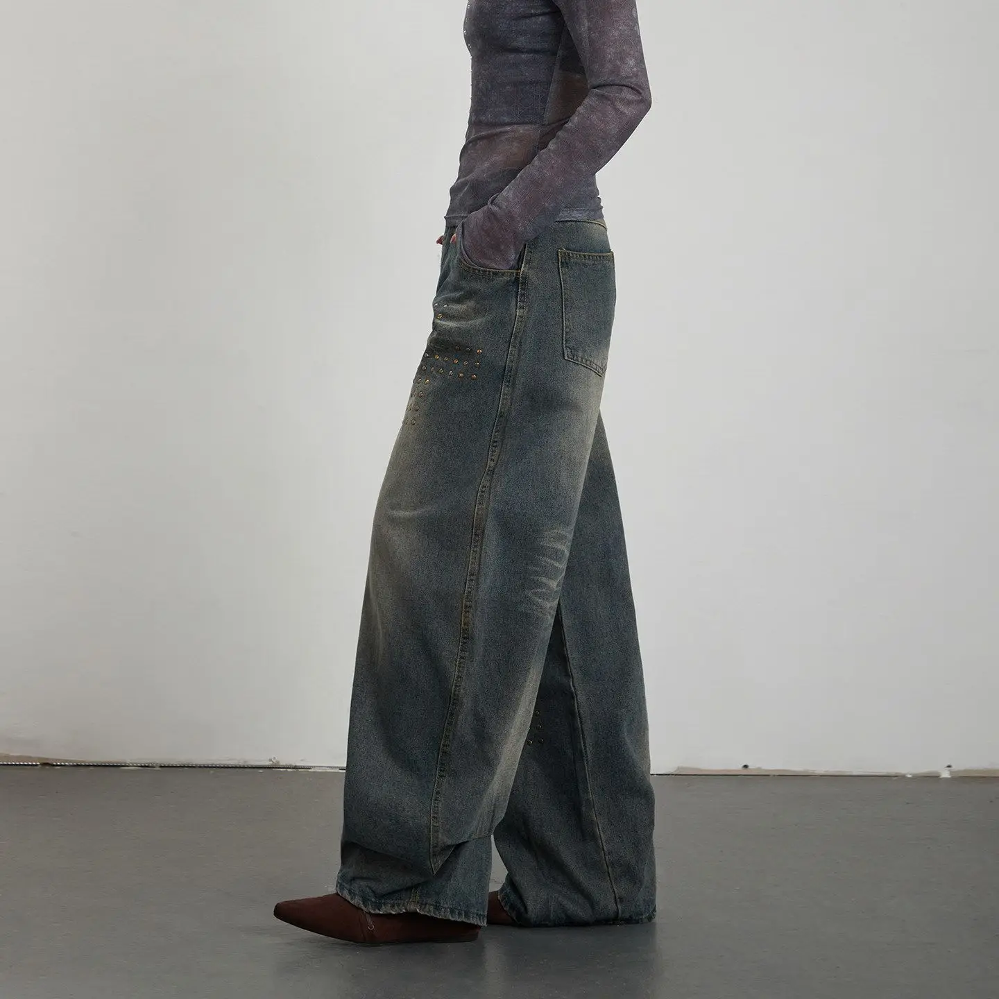 Men's Rivet Design Retro Blue Jeans 90s Unisex Sweatpants Casual Pants Street Boys Bottom Male High Waist Wide-leg Trousers