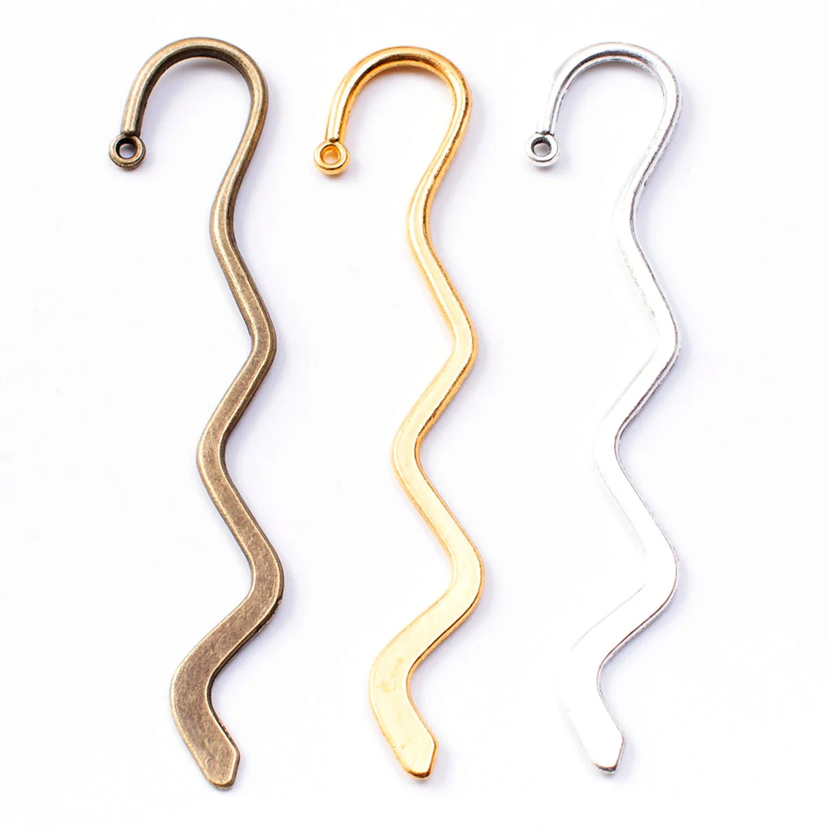 Lesezeichen mit Schlaufe, Wellenbiegung, Metall, Gold, Silber, Bronze, Farben, DIY, 84 mm – Detail 3