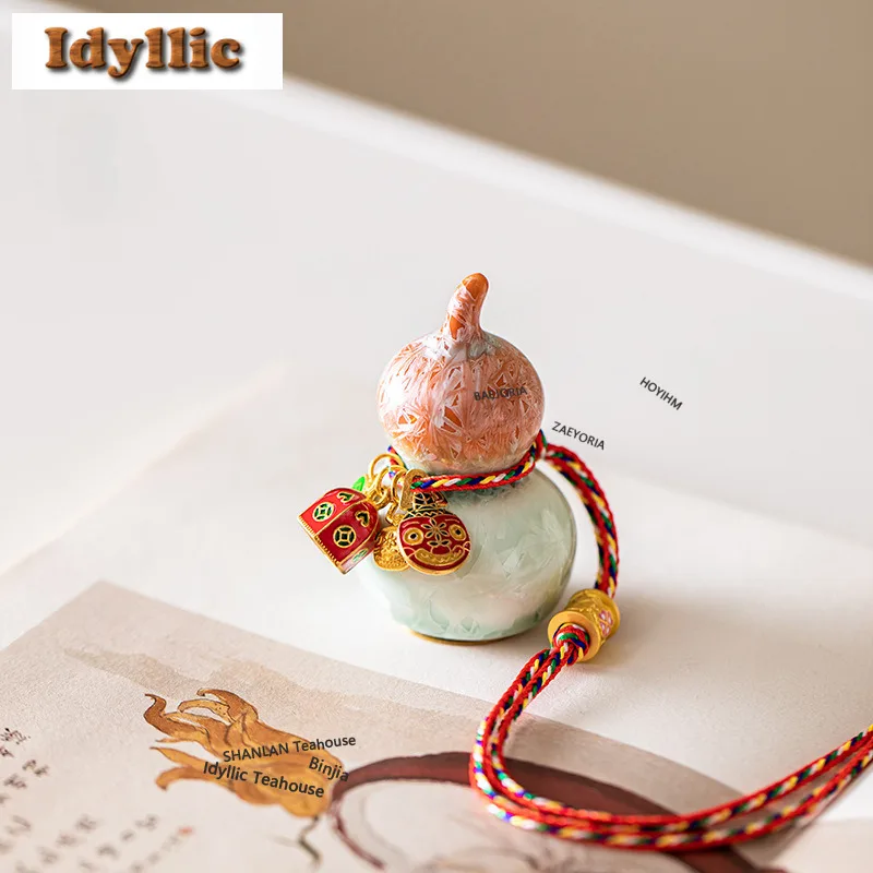 Crystal Glaze Small Gourd Tea Pet Boutique Exquisite Miniatures Tea Figurine Play Toys Tea Statue Ornaments Cha Craftsmanship