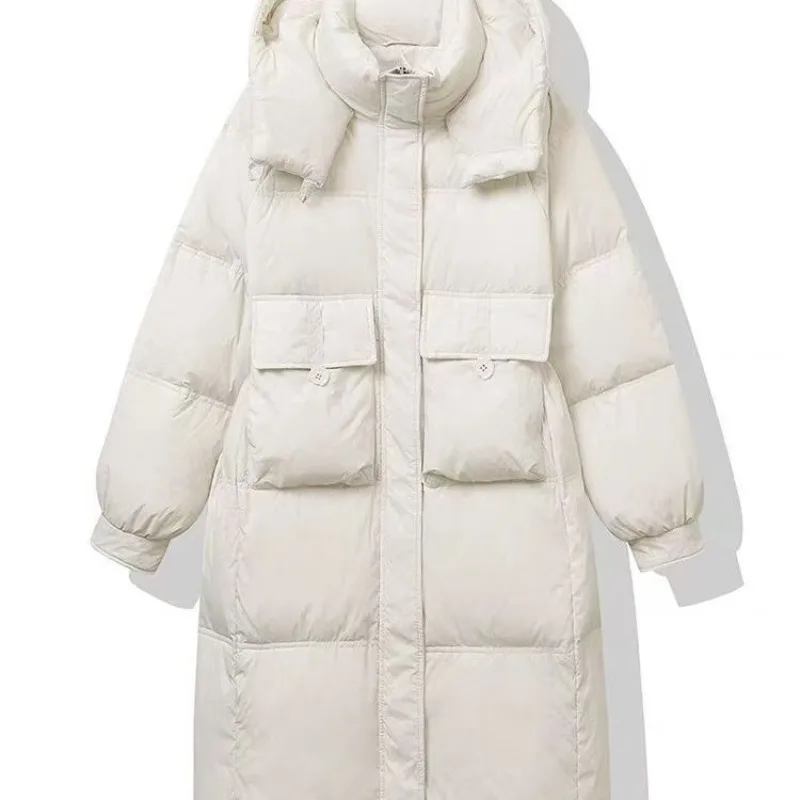 سترة شتوية نسائية موسمية لعام 2025 معطف بغطاء للرأس مقاوم للرياح مع تصميم مبطن أنيق ومريح للارتداء اليومي