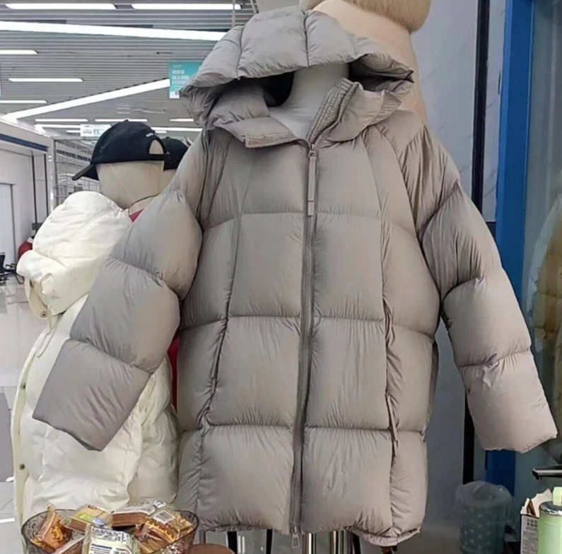 سترات مبطنة خفيفة الوزن باللون الأبيض من Duck Down سترة شتوية نسائية بغطاء للرأس النسخة الكورية من السترة الكاجوال